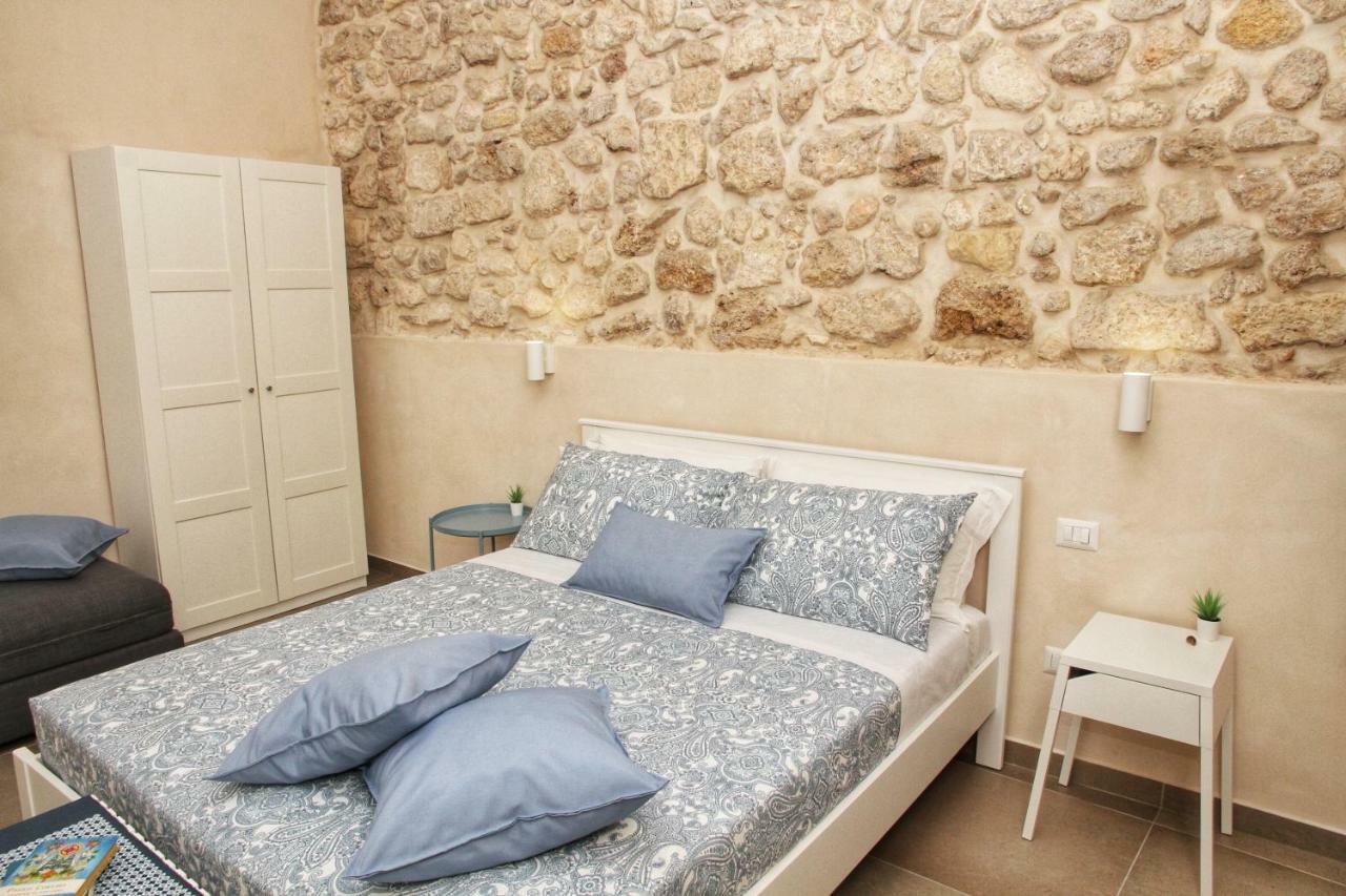 Essentia Rooms- Ortigia Holidays Siraküza Dış mekan fotoğraf