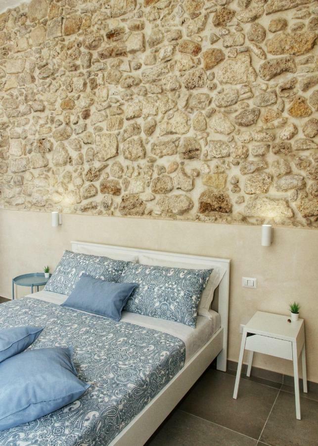 Essentia Rooms- Ortigia Holidays Siraküza Dış mekan fotoğraf
