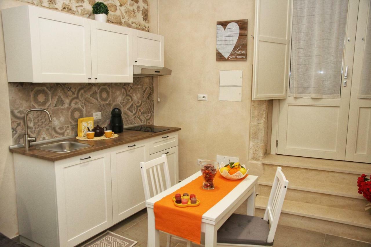 Essentia Rooms- Ortigia Holidays Siraküza Dış mekan fotoğraf